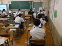 修学旅行のまとめのようす