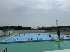 1年4組　水泳授業風景1