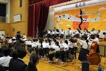 吹奏楽部の演奏の様子