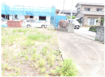 敷地内から入り口