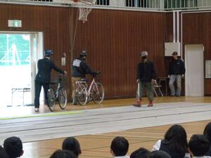 自転車の安全利用の実践