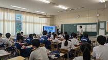 2年2組社会科の学習の様子