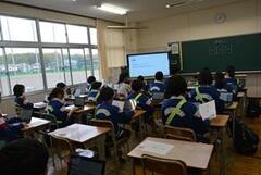 学級委員の打ち合わせの様子（放課後）