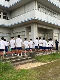 陸上部の部活動の様子
