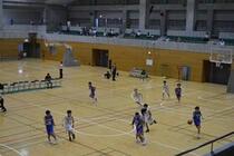 男子バスケットボールの試合の様子