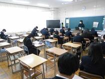 3年朝の教室1