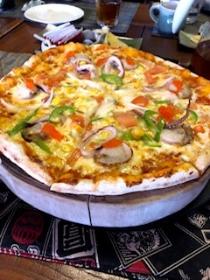 窯焼きピザ