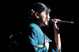 のど自慢大会チャンピオンによるライブ