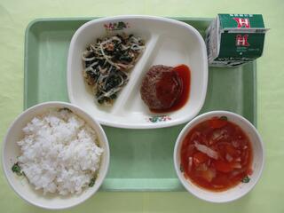 ご飯・ 牛乳・ ハンバーグデミグラスソース・ ツナおかかサラダ・ 具材たっぷりミネストローネ