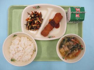 ご飯・牛乳・ 太刀魚フライ・ ひじきの炒り煮・ とりごぼう汁