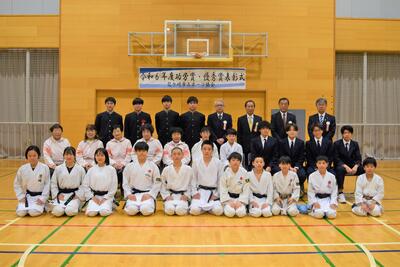 優秀賞団体で受賞された方々の写真
