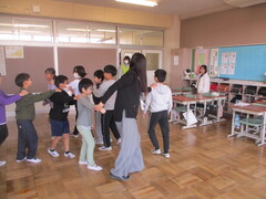 １