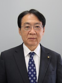 加藤勉議員の写真